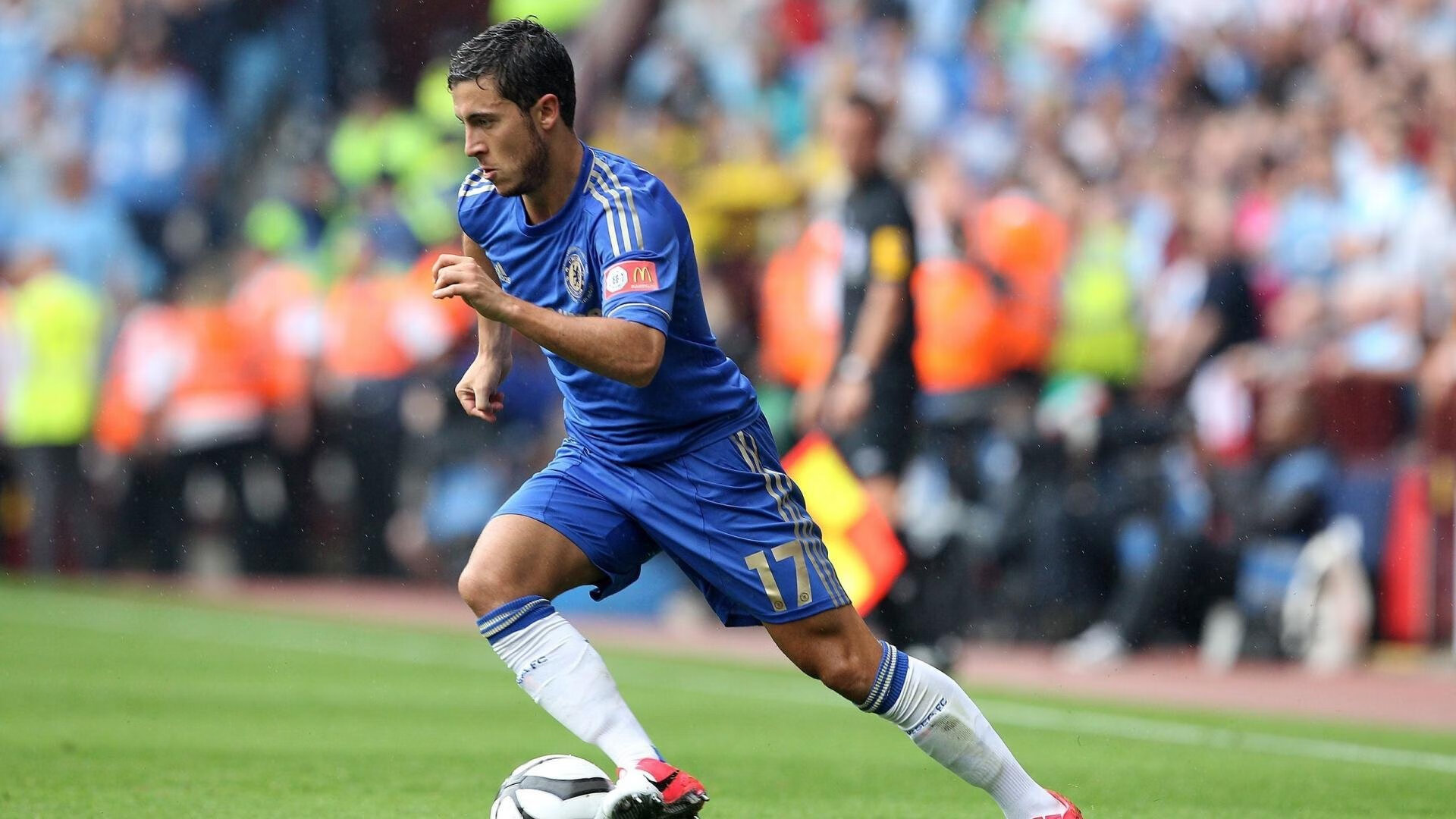 尤文图斯成功引援,中场战斗力大幅提升