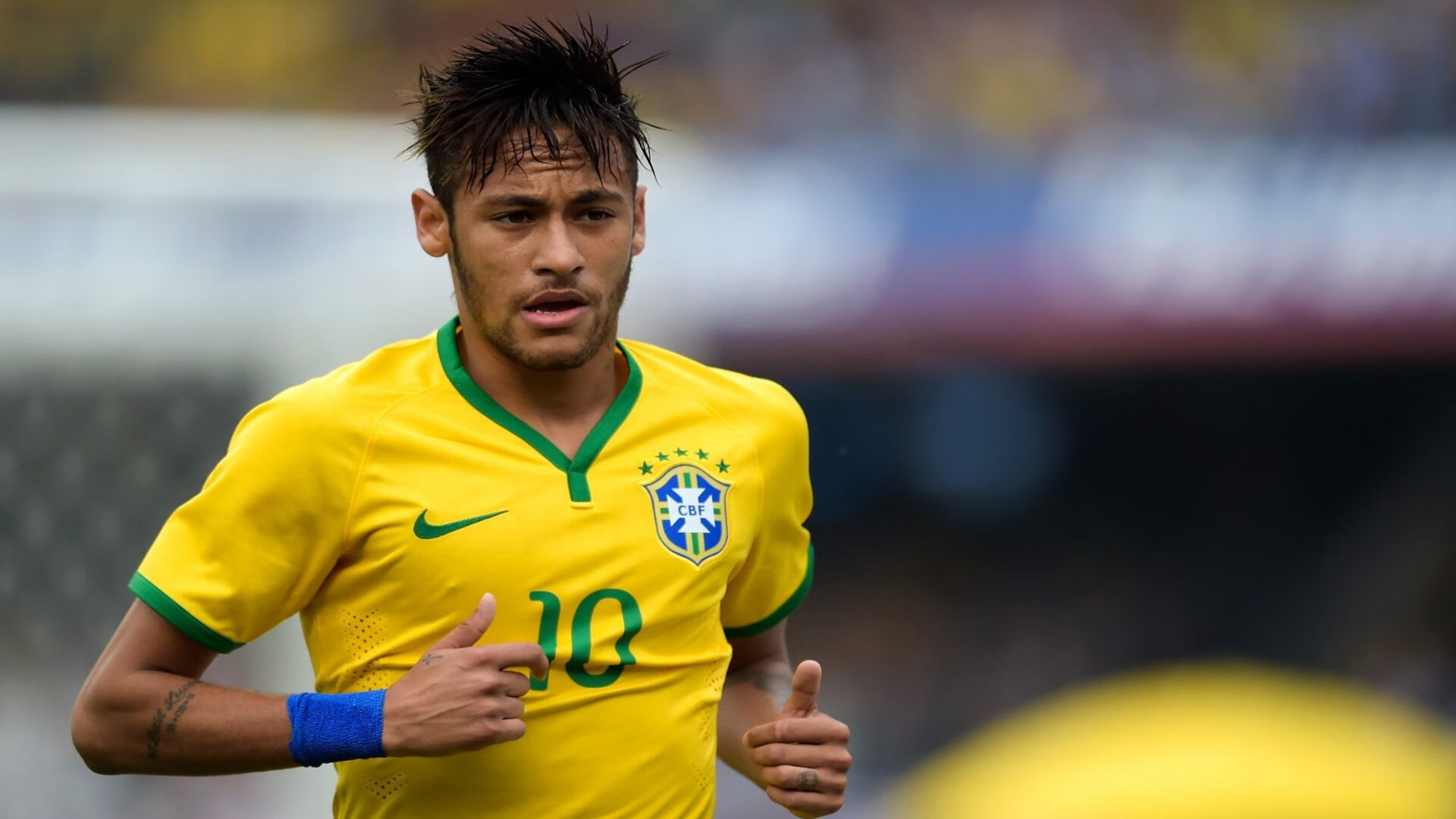 李娜自曝比赛前常听音乐放松心情，李娜自曝比赛前常听音乐放松心情视频